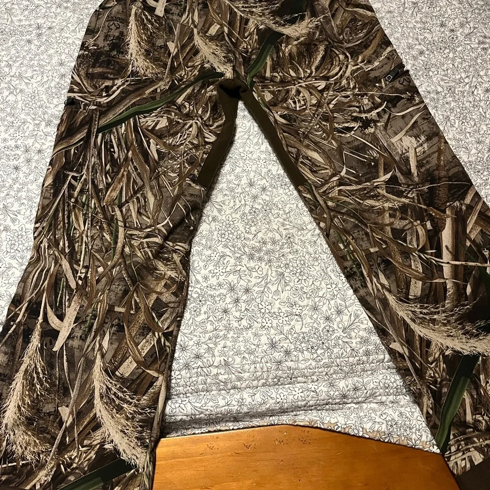 Women’s Realtree MAX-5 Camouflage lined pants - Picture 1 of 6